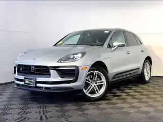 2023 Porsche Macan T's photo