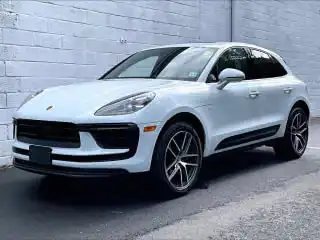 2026 Porsche Macan T's photo