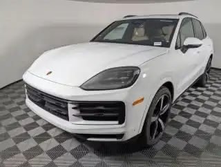 2026 Porsche Cayenne Base's photo