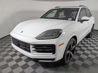 2026 Porsche Cayenne Base photo 1