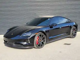 2025 Porsche Taycan 4S's photo