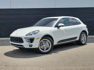 2015 Porsche Macan S's photo