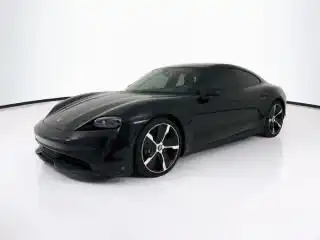 2023 Porsche Taycan Base's photo