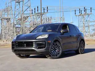2026 Porsche Cayenne GTS's photo