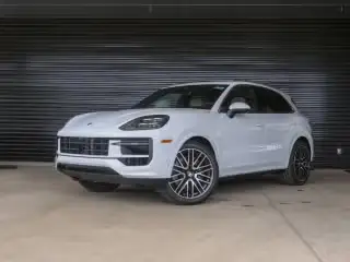 2026 Porsche Cayenne Base photo 1