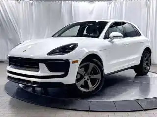 2023 Porsche Macan Base's photo