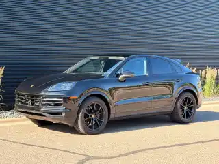 2026 Porsche Cayenne Base's photo
