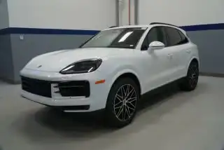 2026 Porsche Cayenne Base's photo