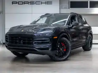 2026 Porsche Cayenne S's photo
