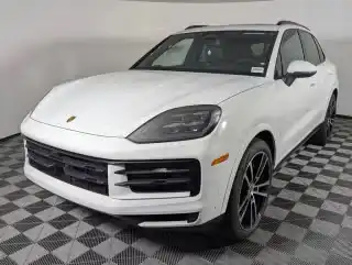 2026 Porsche Cayenne Base's photo