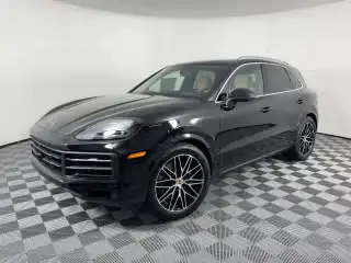 2026 Porsche Cayenne Base photo 1