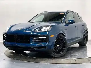 2025 Porsche Cayenne S E-Hybrid photo 1