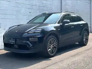 2025 Porsche Macan Macan 4 Electric's photo
