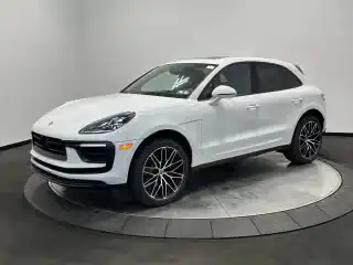 2026 Porsche Macan T's photo