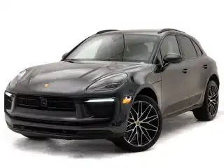 2026 Porsche Macan Base's photo