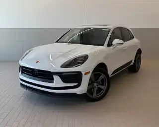 2026 Porsche Macan T's photo