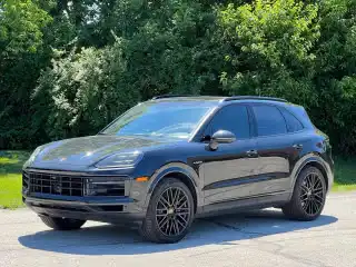 2025 Porsche Cayenne E-Hybrid's photo
