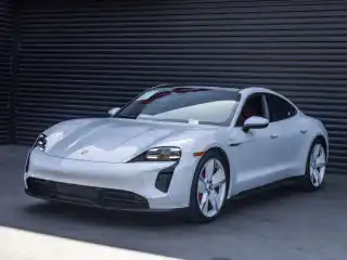 2024 Porsche Taycan 4S's photo
