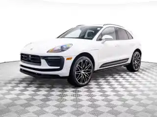 2024 Porsche Macan Base's photo
