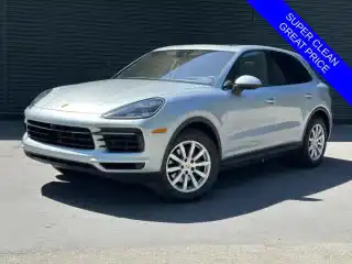 2020 Porsche Cayenne Base's photo