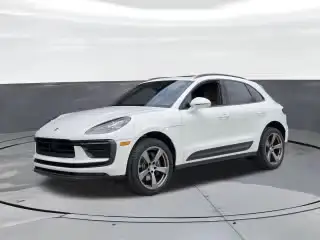 2026 Porsche Macan Base photo 1