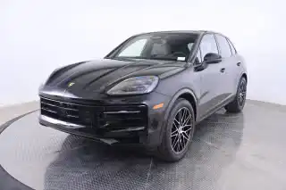 2026 Porsche Cayenne Base's photo