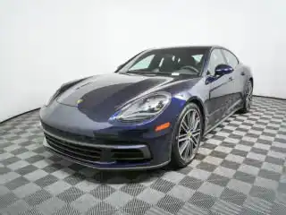 2020 Porsche Panamera 4's photo