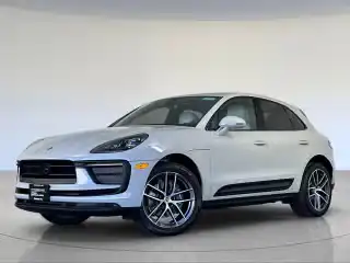 2025 Porsche Macan T's photo