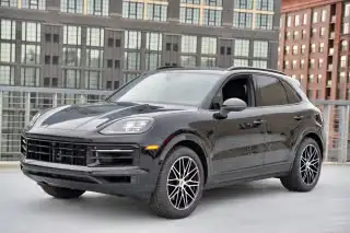 2026 Porsche Cayenne Base photo 1