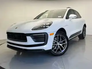2026 Porsche Macan T's photo
