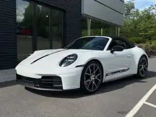 2026 Porsche 911 Carrera T Cabriolet's photo