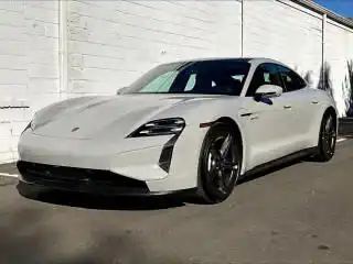 2025 Porsche Taycan Turbo's photo