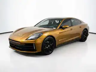 2025 Porsche Panamera 4's photo