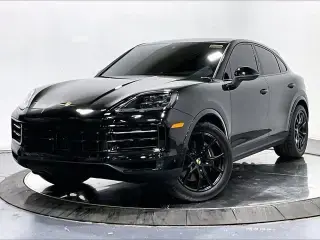 2026 Porsche Cayenne Base photo 5