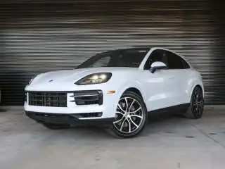 2026 Porsche Cayenne Base's photo