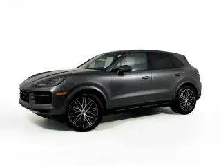 2026 Porsche Cayenne Base photo 1