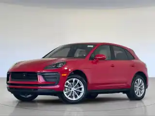 2026 Porsche Macan Base's photo