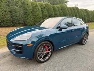2026 Porsche Cayenne GTS's photo