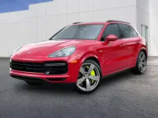 2022 Porsche Cayenne Turbo S E-Hybrid's photo