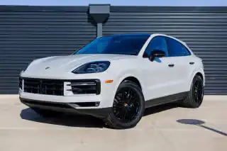 2026 Porsche Cayenne Base's photo
