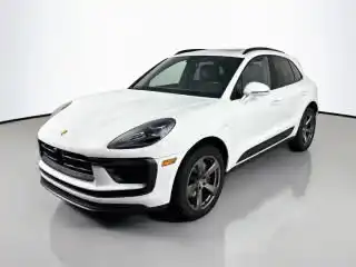 2023 Porsche Macan Base's photo
