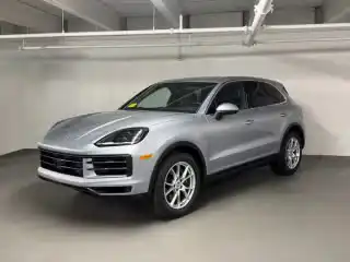 2026 Porsche Cayenne Base's photo
