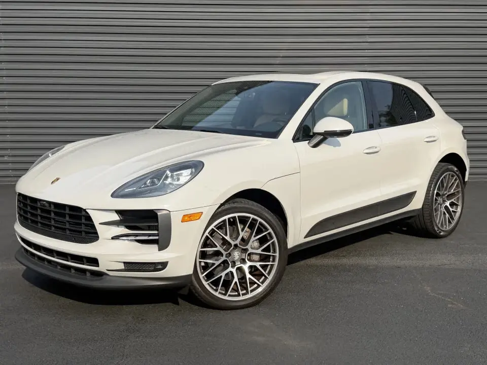 2021 Porsche Macan S photo 3