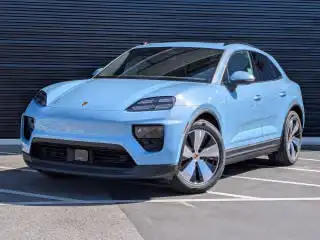 2026 Porsche Macan Macan Electric's photo