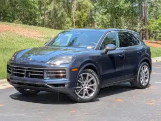 2026 Porsche Cayenne Base's photo