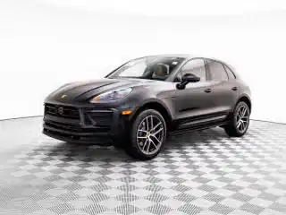 2026 Porsche Macan T's photo