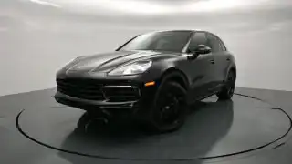 2021 Porsche Cayenne Base's photo