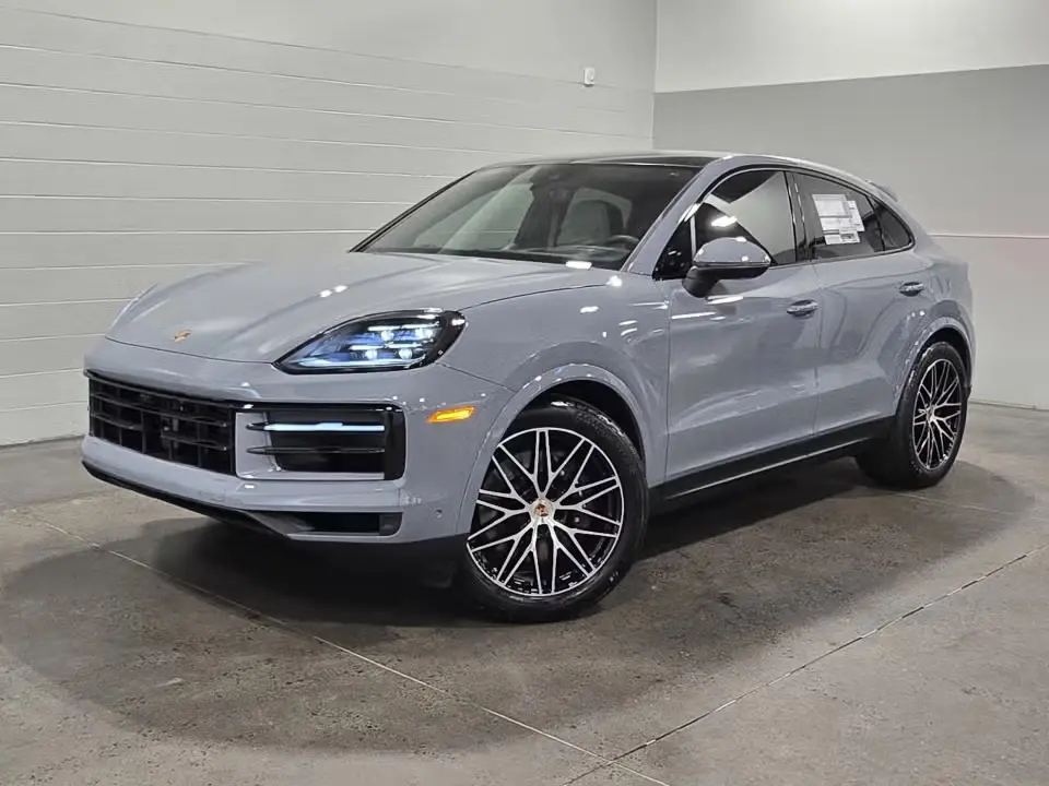 2026 Porsche Cayenne Base photo 3