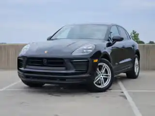 2026 Porsche Macan T's photo