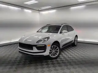 2026 Porsche Macan T's photo